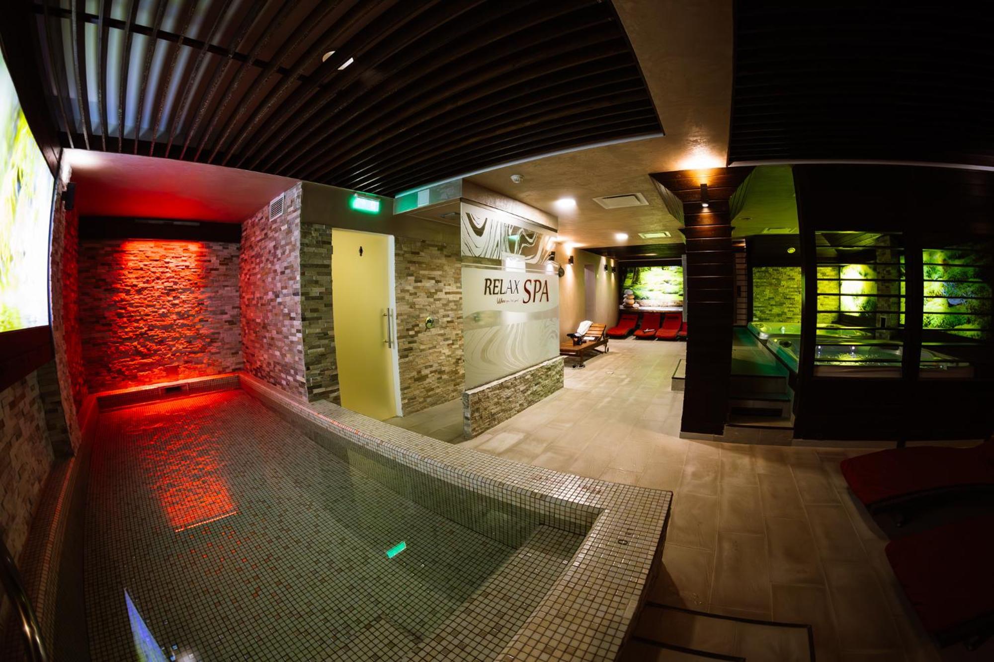 Hotel Relax Sovata Exterior photo